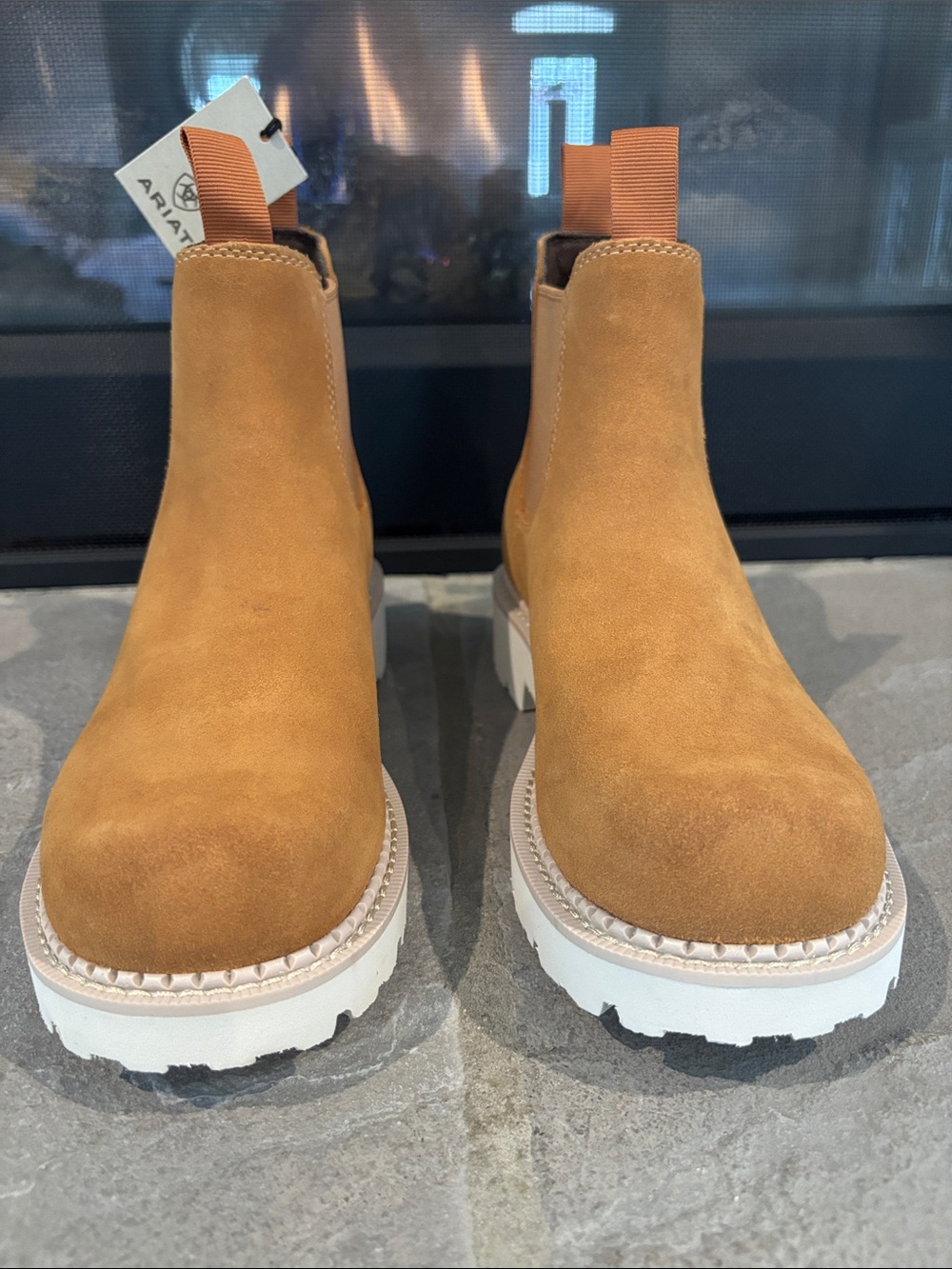 Ariat Fat baby full-grain leather suede,lightweight,elastic gore,short,Western - Picture 2 of 11